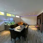 شقة Bronzetaler